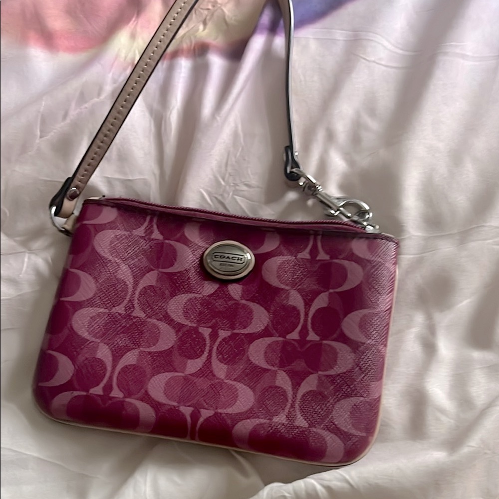 Coach Wristlet Peyton coated canvas Bordeaux / tan